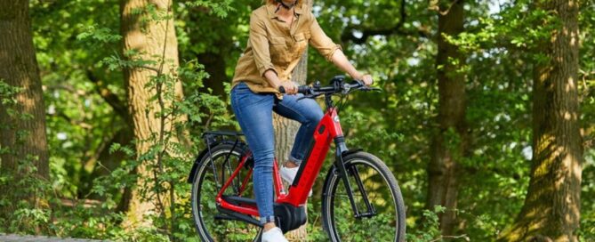 Gazelle elcykler hos AARHUS CYKLER i Aarhus C